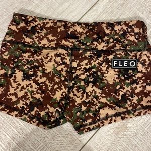 FLEO camo